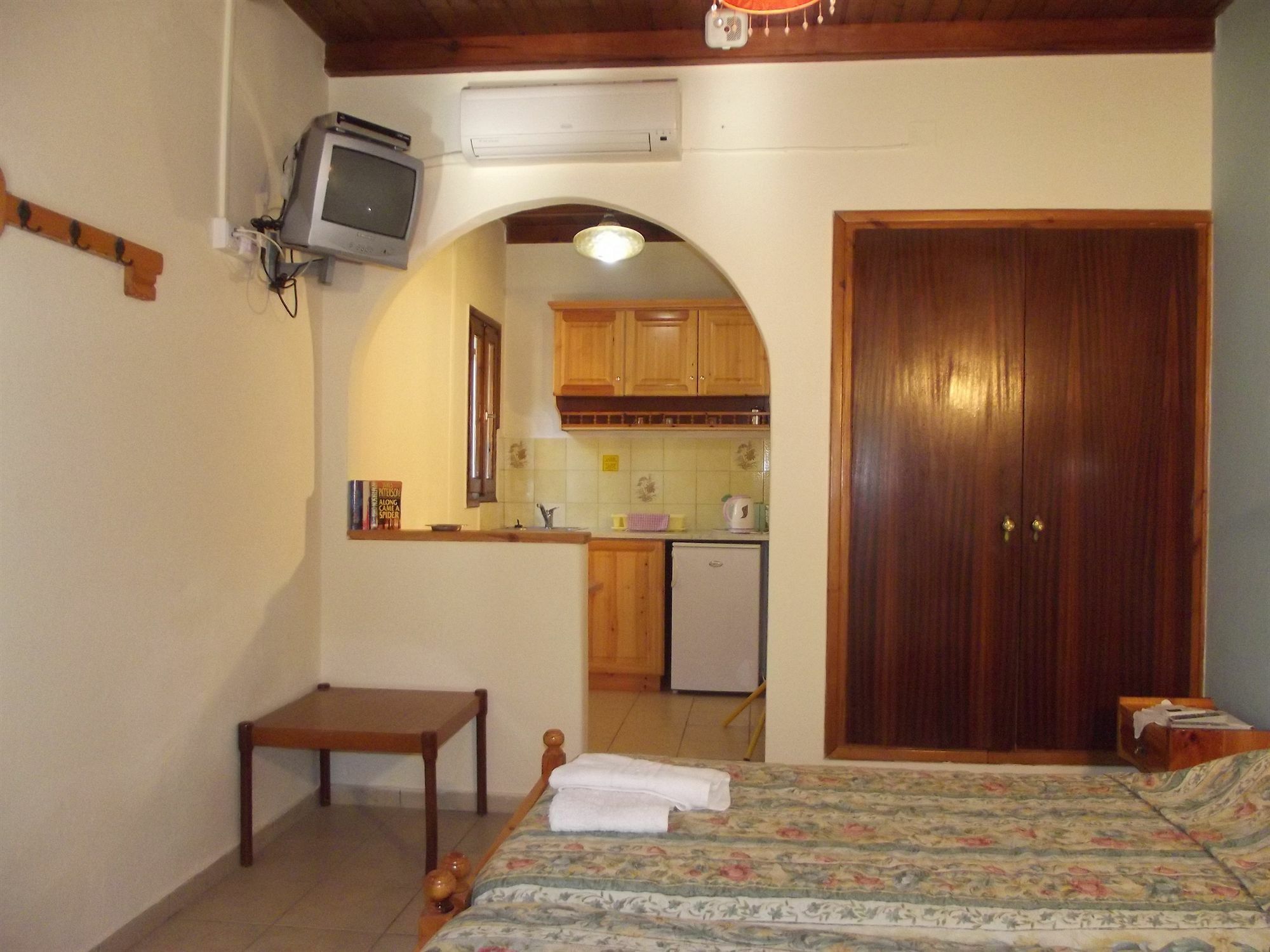 Manganas Studios Paleokastritsa Exterior photo